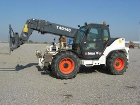 Вид 0: Bobcat T40140 телескопический погрузчик